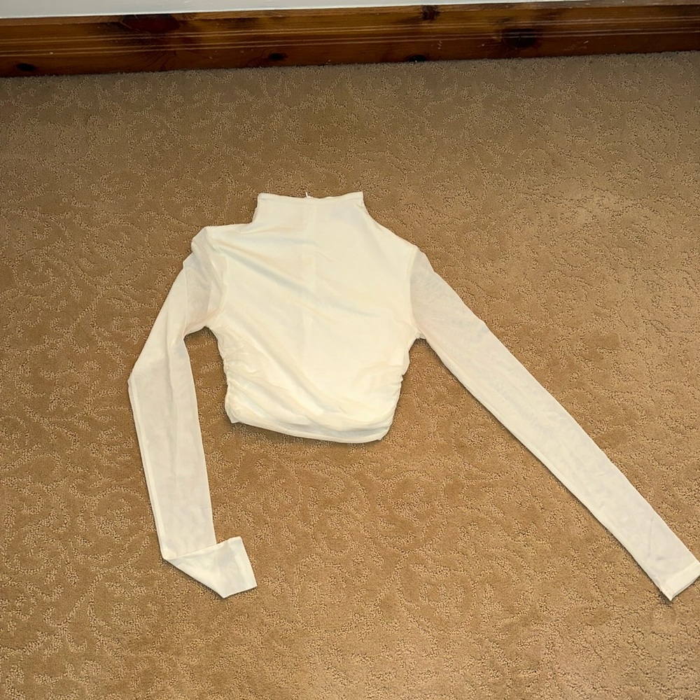 White Tiger Mist cropped long sleeve